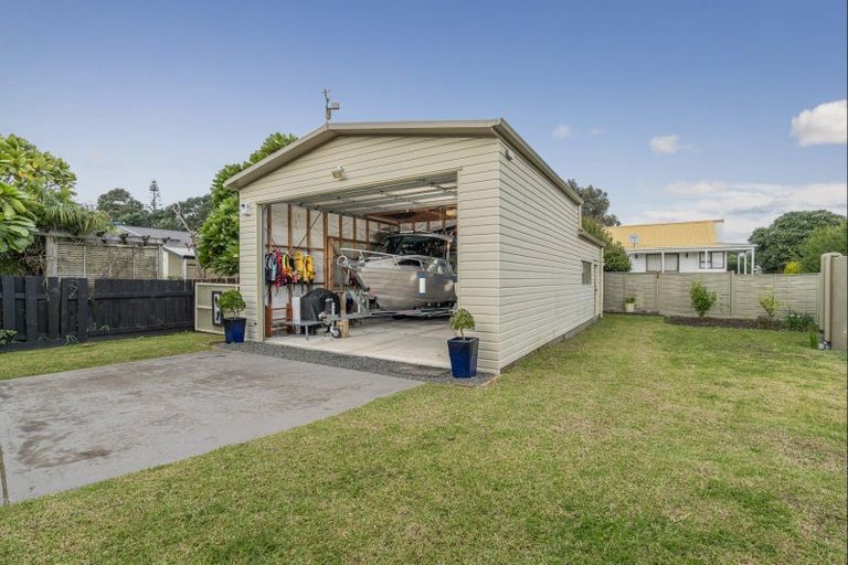 Photo of property in 172 Captain Cook Road, Cooks Beach, Whitianga, 3591