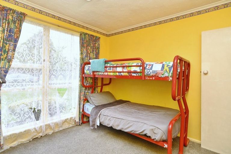 Photo of property in 22 Wingate Street, Redwood, Christchurch, 8051