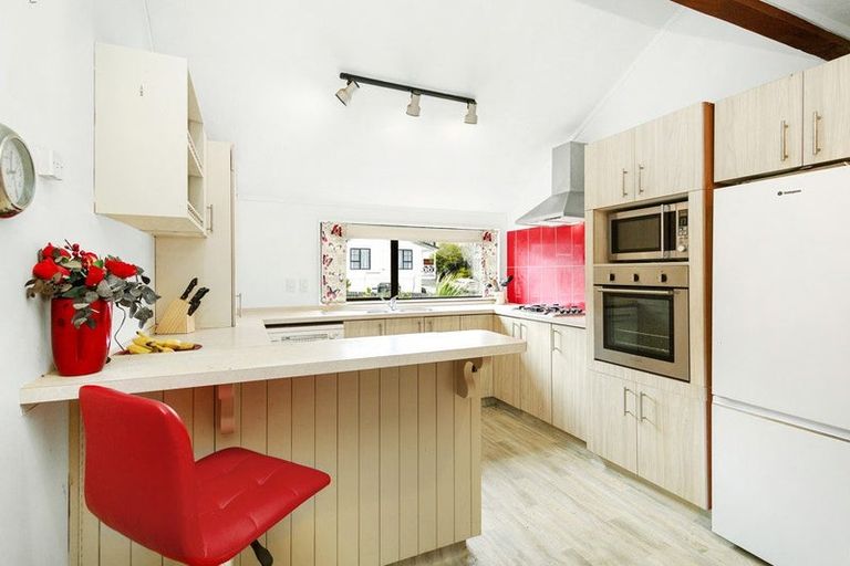 Photo of property in 63 Cortina Avenue, Johnsonville, Wellington, 6037