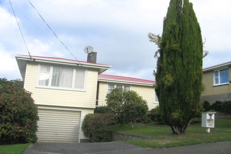 Photo of property in 6 Khouri Avenue, Karori, Wellington, 6012