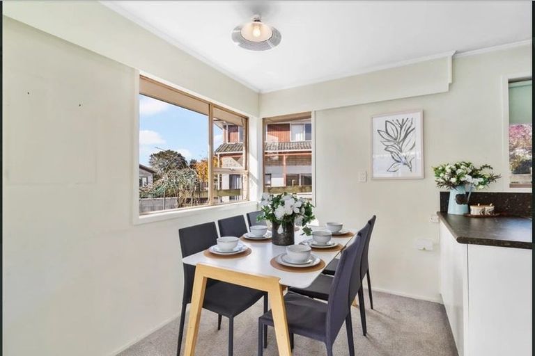 Photo of property in 10 Ashdown Place, Pahurehure, Papakura, 2113