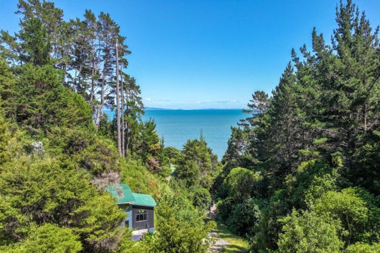 Photo of property in 122 Thames Coast Sh25 Road, Whakatete Bay, Thames, 3575