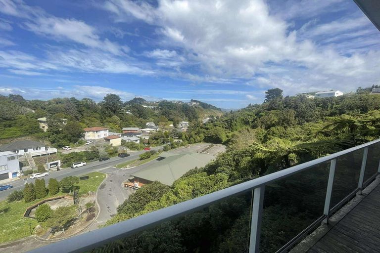 Photo of property in 84 Salford Street, Newlands, Wellington, 6037