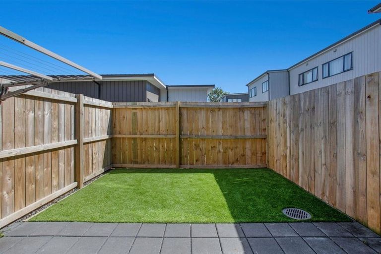 Photo of property in 21a Ventura Street, Mangere, Auckland, 2022