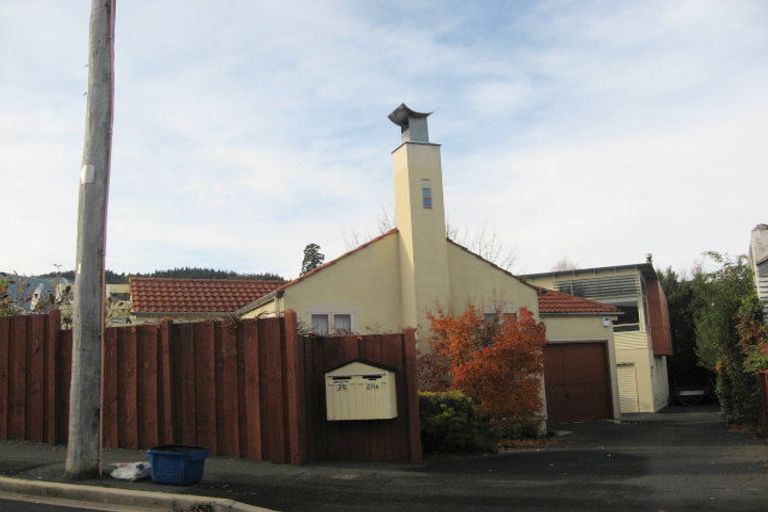 Photo of property in 20a Signal Hill Road, Opoho, Dunedin, 9010