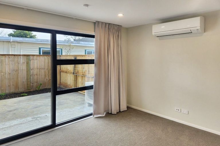 Photo of property in 5/31 Wainuiomata Road, Wainuiomata, Lower Hutt, 5014