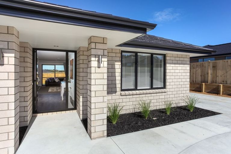 Photo of property in 13 Balmore Crescent, Pokeno, 2402