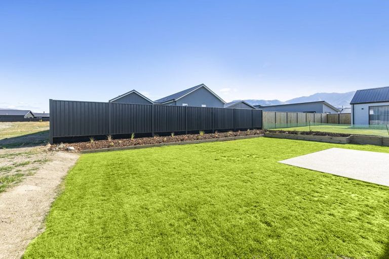 Photo of property in 112 Burdon Loop, Lake Hawea, 9382