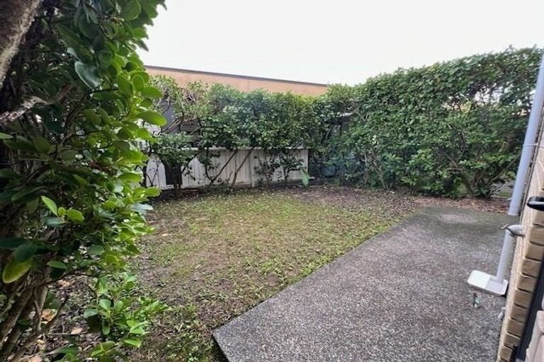 Photo of property in St Claire Village, 228/172 Mcleod Road, Te Atatu South, Auckland, 0610
