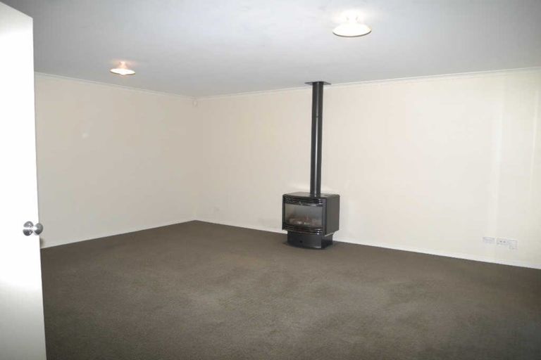 Photo of property in 5 Cascade Way, Paraparaumu, 5032