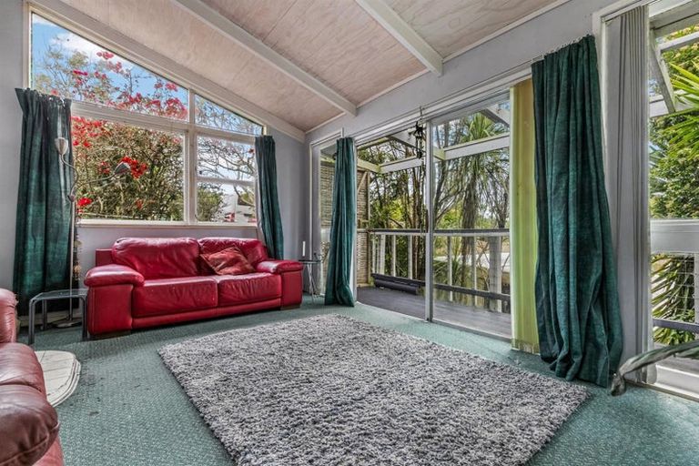 Photo of property in 50 Bays Road, Orere Point, Papakura, 2585