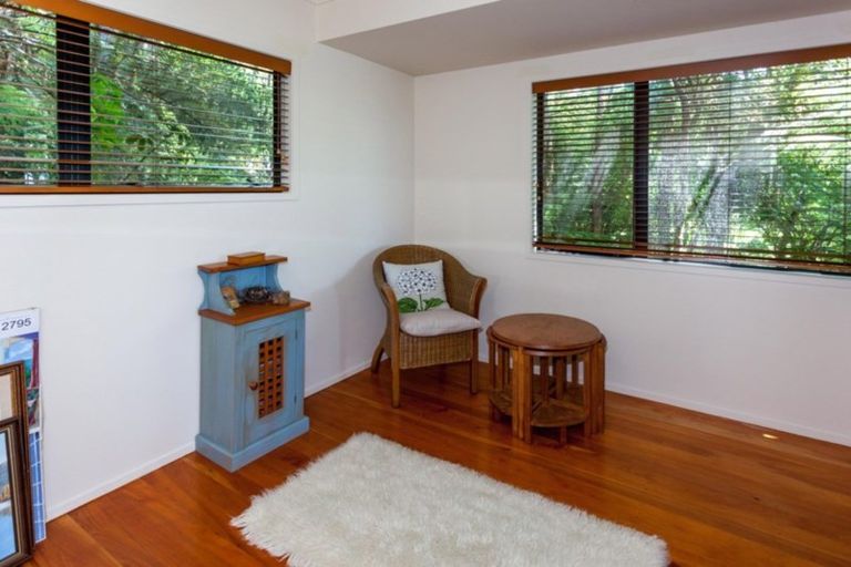 Photo of property in 30 Adams Road, Thornton Bay, Thames, 3575