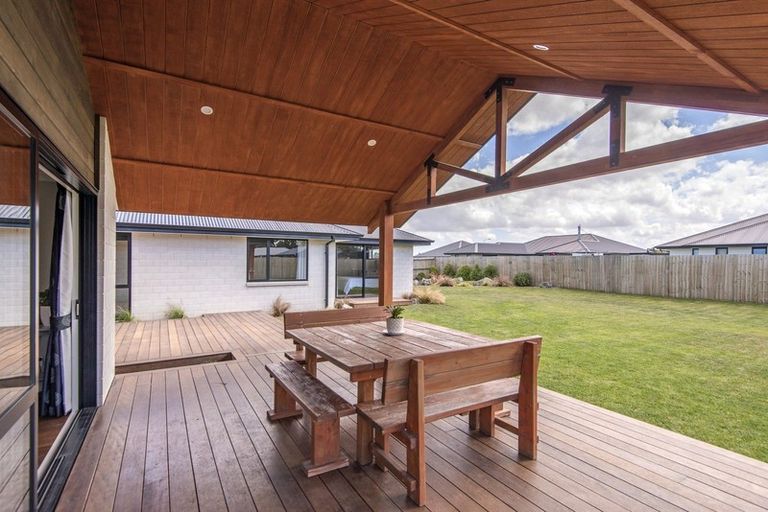 Photo of property in 6 Merino Crescent, Kirwee, 7571