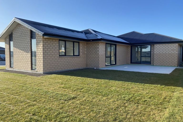 Photo of property in 17 Witte Street, Woodend, 7610