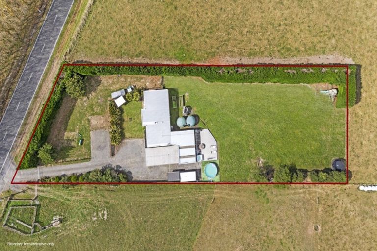 Photo of property in 501 Halcombe Road, Feilding, 4775