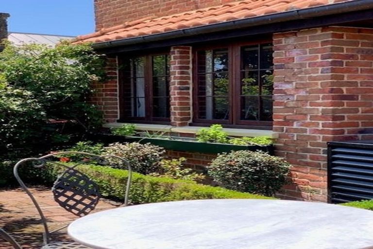 Photo of property in Orchard Cottages, 312/6 Point Road, Monaco, Nelson, 7011