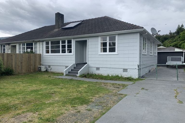 Photo of property in 152 Tipahi Street, Nelson South, Nelson, 7010