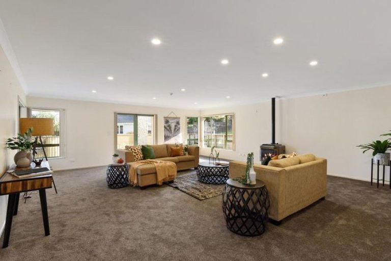 Photo of property in 3 Claremont Rise, Levin, 5510