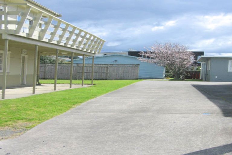 Photo of property in 616b Ocean Road, Whangamata, 3620