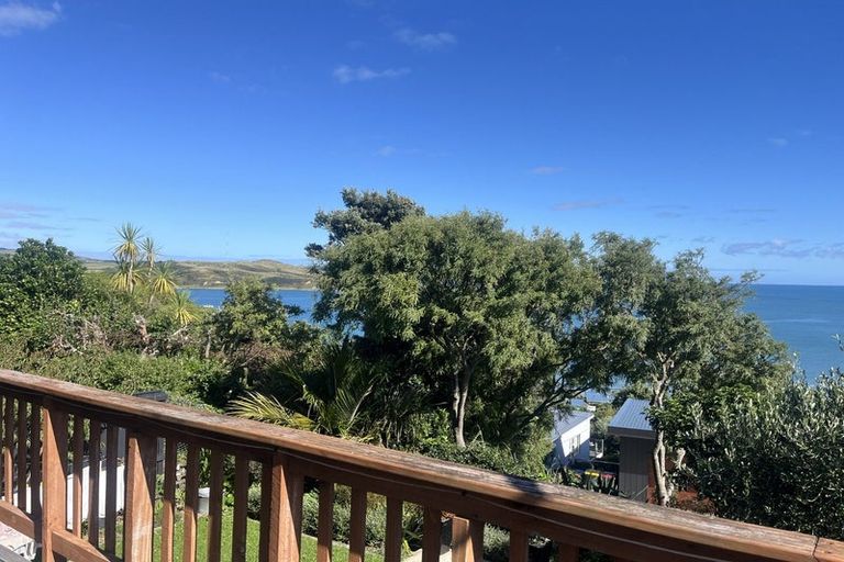 Photo of property in 36 Taupo Crescent, Plimmerton, Porirua, 5026