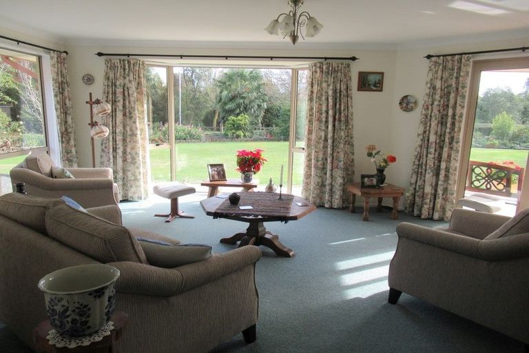 Photo of property in 1 Devonvale Lane, Amberley, 7410