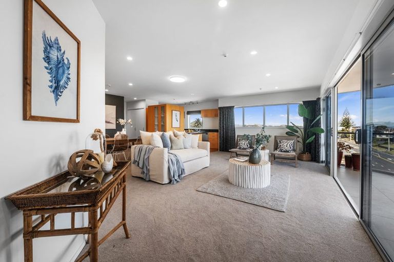 Photo of property in 6/1086 Papamoa Beach Road, Papamoa Beach, Papamoa, 3118