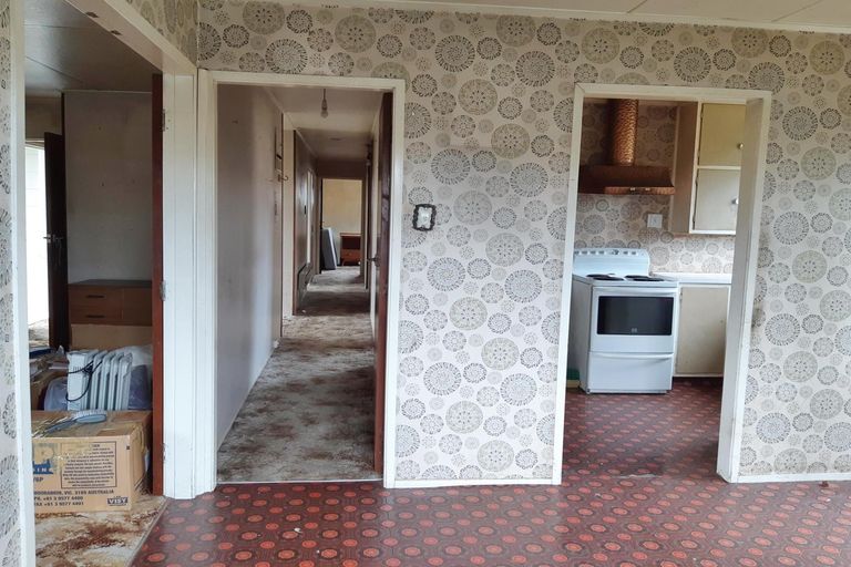 Photo of property in 32 Solway Street, Solway, Masterton, 5810