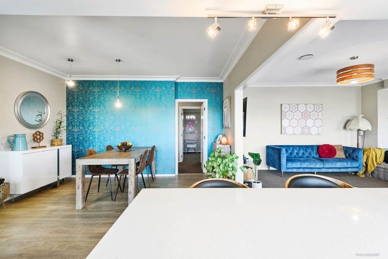 Photo of property in 285 Wellington Street, Pukekohe, 2120