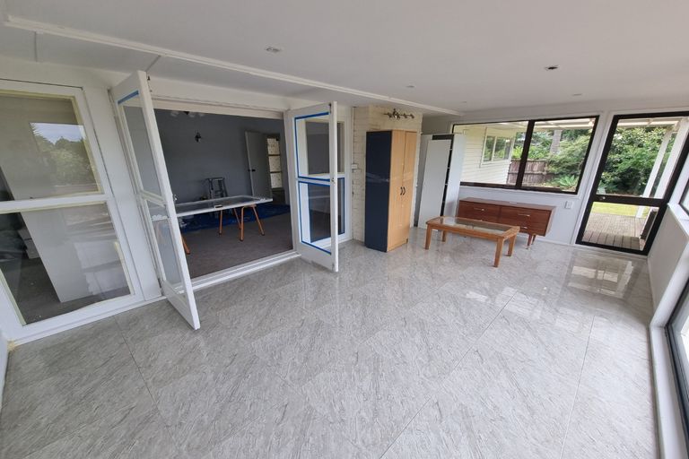 Photo of property in 30 Laureston Avenue, Papatoetoe, Auckland, 2025