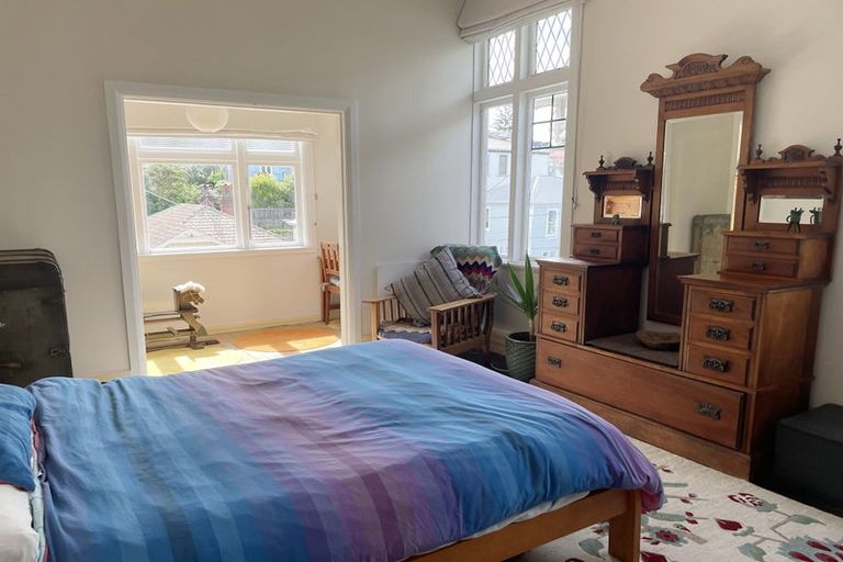 Photo of property in 3 Manley Terrace, Newtown, Wellington, 6021