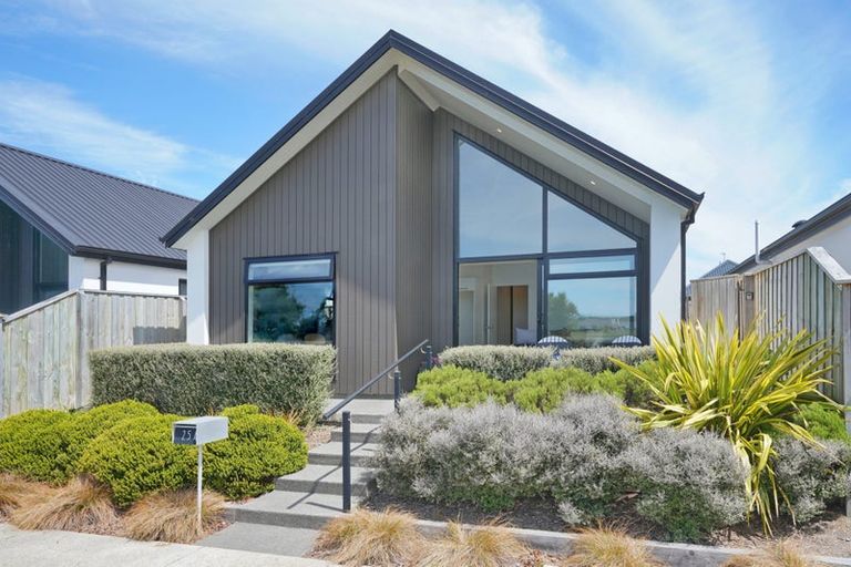 Photo of property in 25a Lakeside Drive, Pegasus, 7612