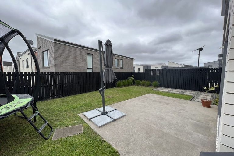 Photo of property in 13 Tarakoi Road, Hobsonville, Auckland, 0616