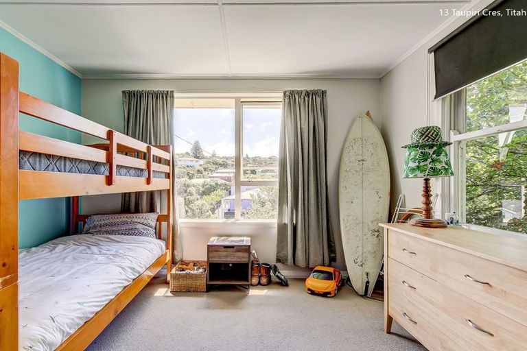 Photo of property in 11 Taupiri Crescent, Titahi Bay, Porirua, 5022