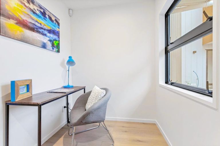 Photo of property in 5/28 Lavelle Road, Henderson, Auckland, 0612