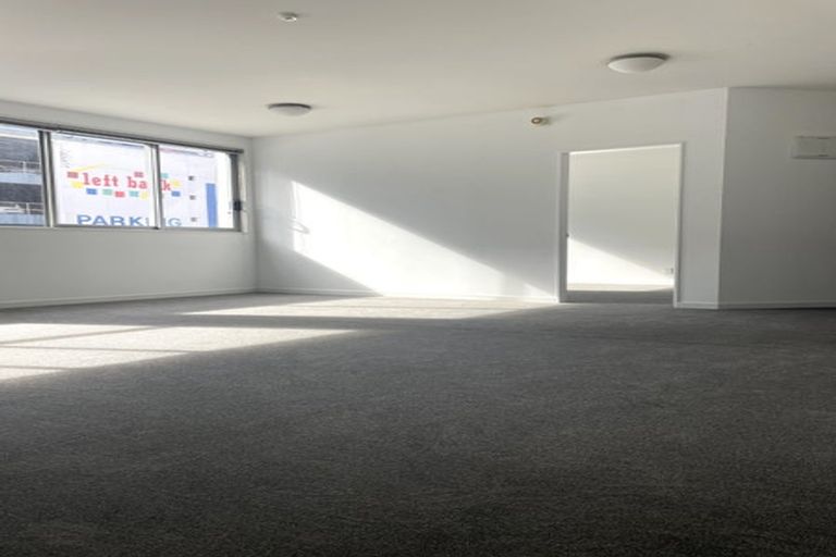 Photo of property in Budget Car Rental, 2/81 Ghuznee Street, Te Aro, Wellington, 6011