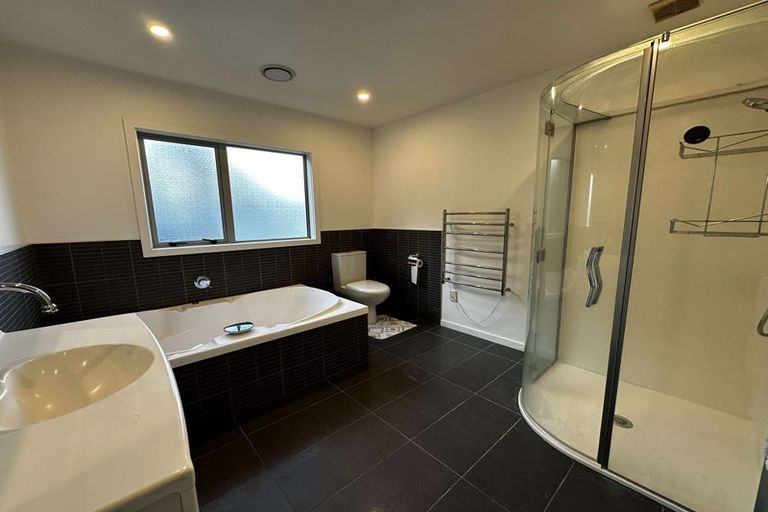 Photo of property in 165 Townsend Road, Miramar, Wellington, 6022