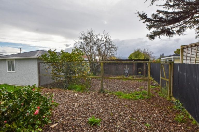 Photo of property in 13 Diamond Street, Carterton, 5713