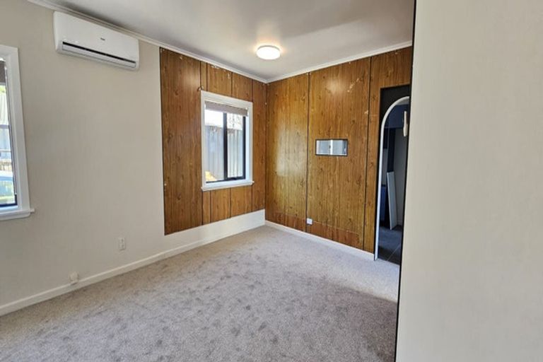 Photo of property in 6 Evelyn Street, Papatoetoe, Auckland, 2025