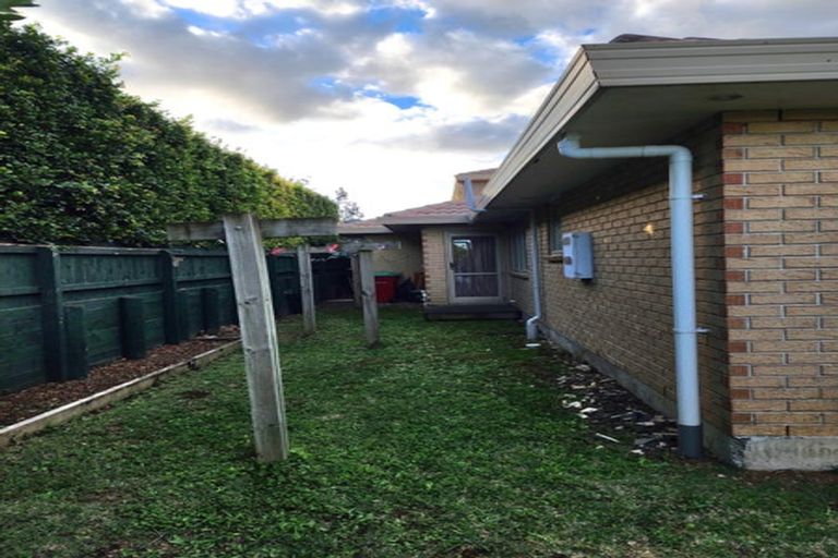 Photo of property in 2 Hastie Avenue, Mangere Bridge, Auckland, 2022