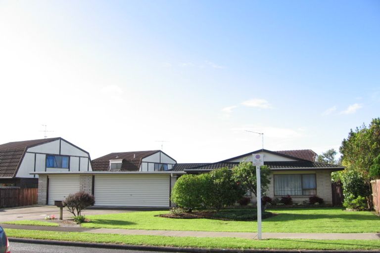 Photo of property in 13 Galloway Crescent, Farm Cove, Auckland, 2012