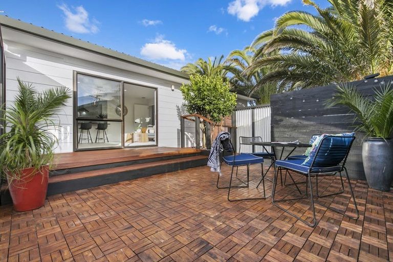 Photo of property in 1/35 Alice Avenue, Orewa, 0931