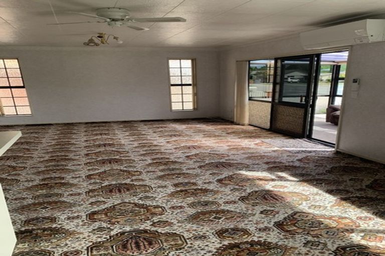 Photo of property in 1 Beresford Street, Alexandra, 9320