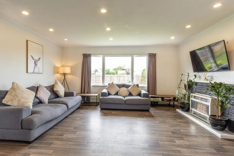 Photo of property in 303 Lumsden Road, Akina, Hastings, 4122