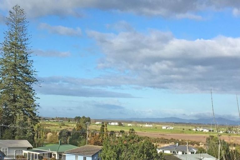 Photo of property in 107a Brunton Crescent, Thames, 3500