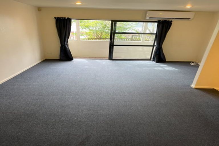 Photo of property in 123 Mokoia Road, Birkenhead, Auckland, 0626