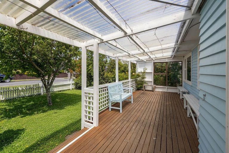 Photo of property in 12 Bethune Street, Featherston, 5710