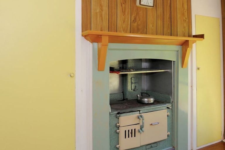 Photo of property in 132 Bradshaws Road, Waimate, 7980