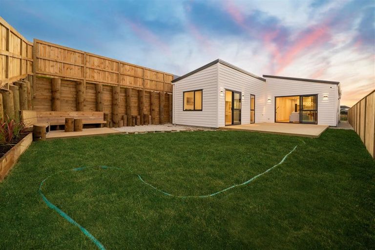 Photo of property in 34 Ta Moko Drive, Gulf Harbour, Whangaparaoa, 0930