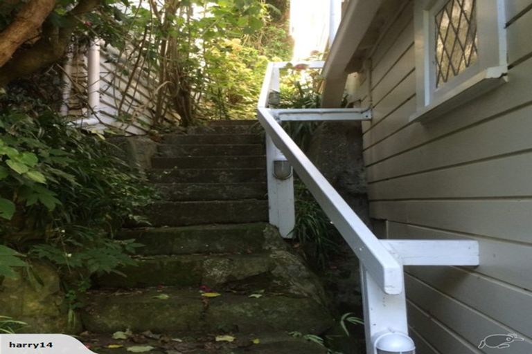 Photo of property in 329 Muritai Road, Eastbourne, Lower Hutt, 5013