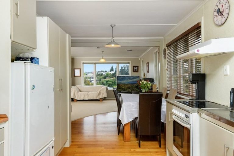 Photo of property in 9 Landview Road, Parkvale, Tauranga, 3112